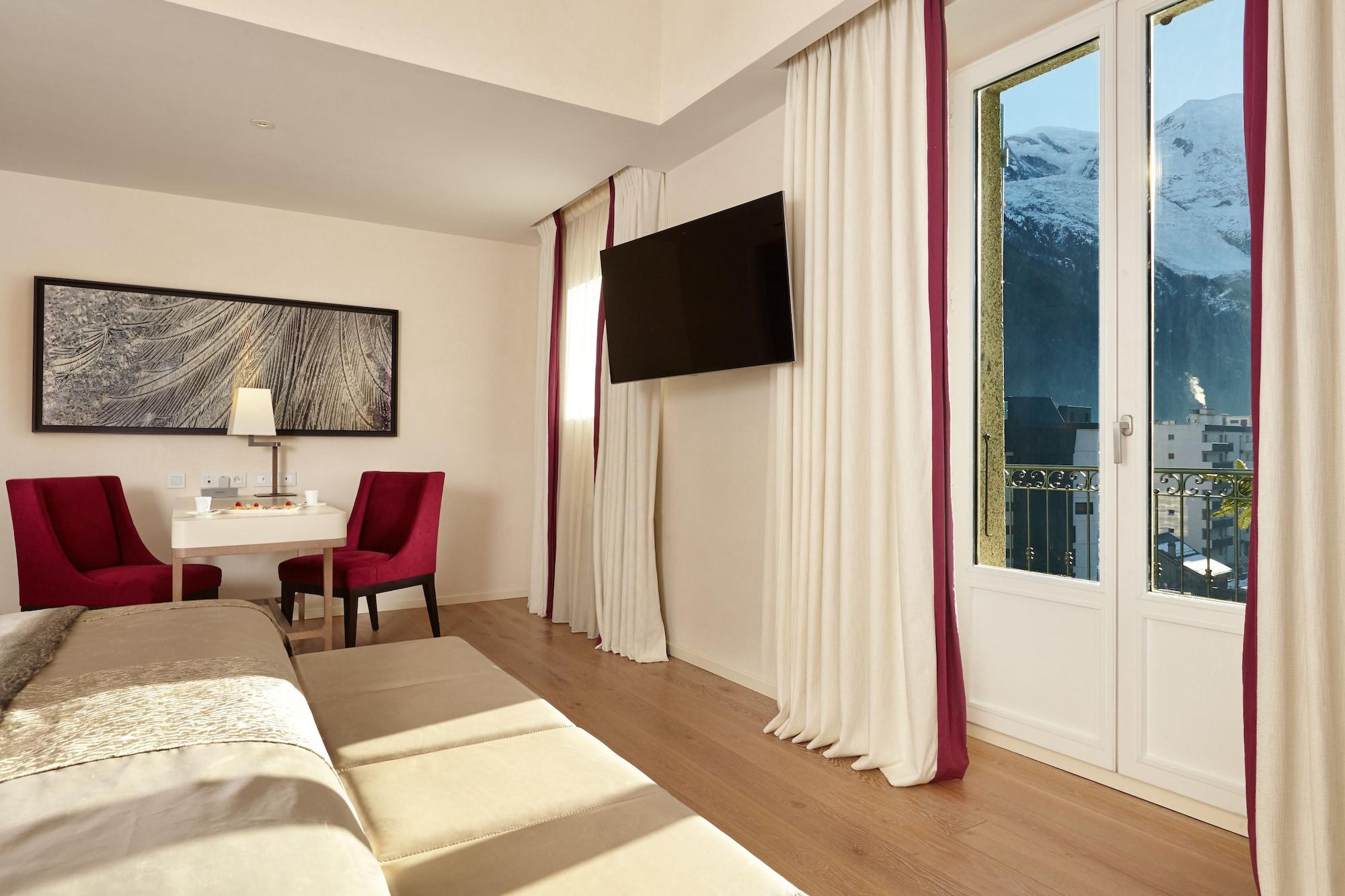 Hotel Mont-Blanc Chamonix Bagian luar foto